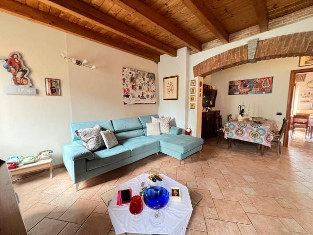 Appartamento in vendita a Bosisio Parini LC
