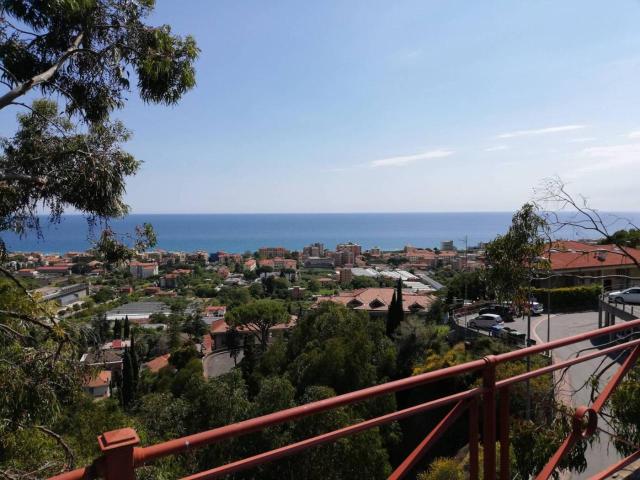Appartamento in vendita a Bordighera