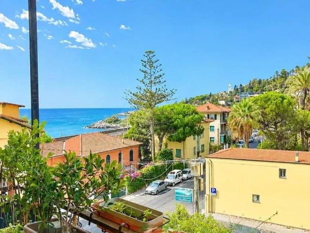 Appartamento in vendita a Bordighera IM