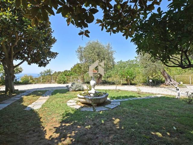 Appartamento in vendita a Bordighera IM