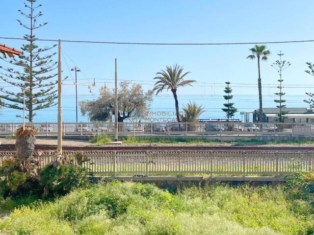 Appartamento in vendita a Bordighera IM