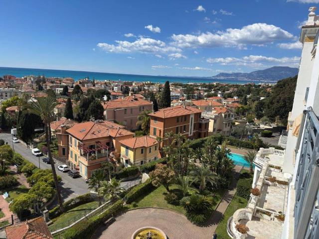 Appartamento in vendita a Bordighera IM