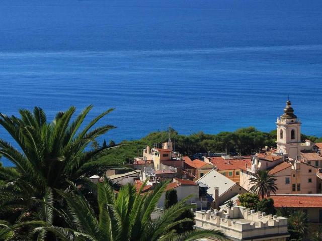 Appartamento in vendita a Bordighera IM