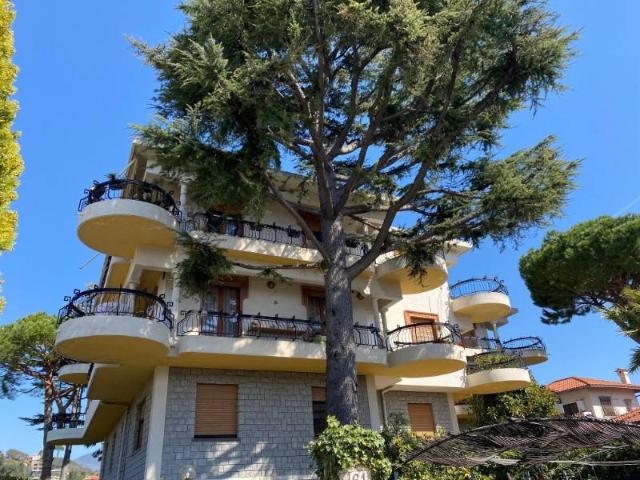 Appartamento in vendita a Bordighera IM