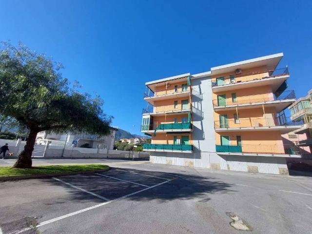 Appartamento in vendita a Borghetto Santo Spirito SV