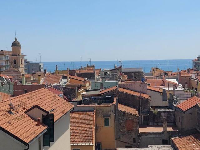Appartamento in vendita a Borghetto Santo Spirito SV