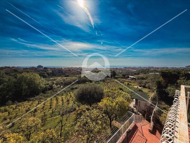 Appartamento in vendita a Borghetto Santo Spirito via Capae