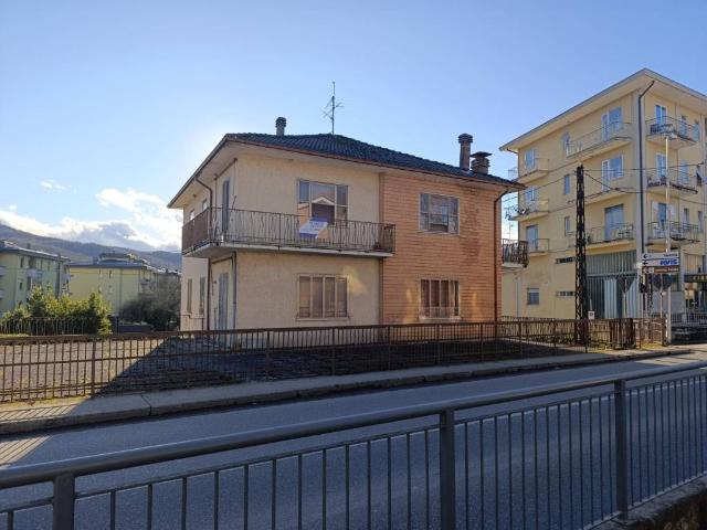 Appartamento in vendita a Borgo Val di Taro PR