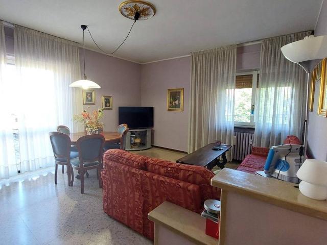 Appartamento in vendita a Borgomanero NO