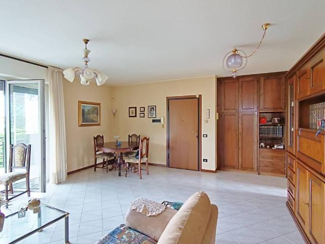 Appartamento in vendita a Borgomanero NO