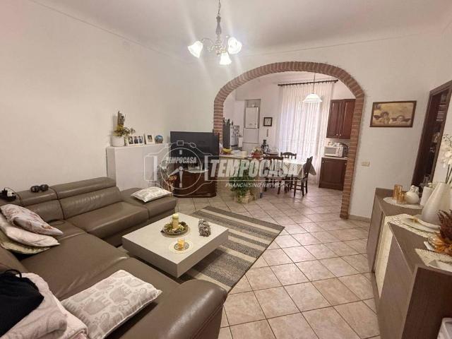 Appartamento in vendita a Borgonovo Val Tidone PC