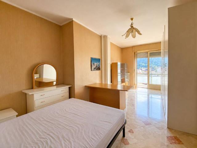 Appartamento in vendita a Borgosesia VC