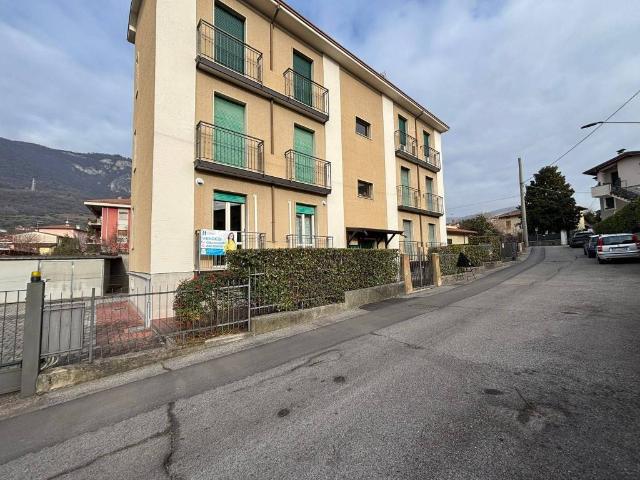 Appartamento in vendita a Botticino BS