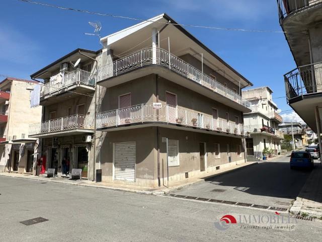 Appartamento in vendita a Bova Marina