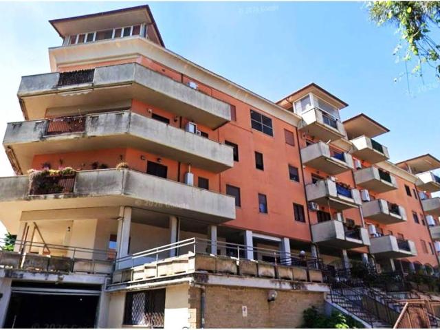 Appartamento in vendita a Bracciano RM