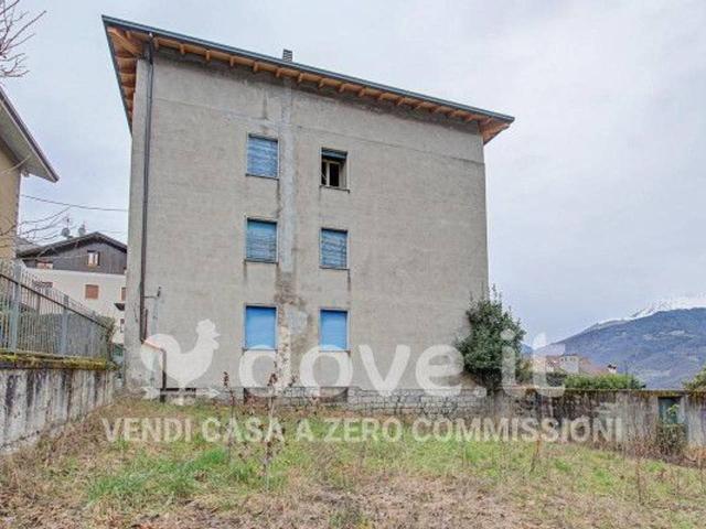 Appartamento in vendita a Breno