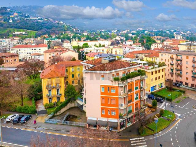 Appartamento in vendita a Brescia