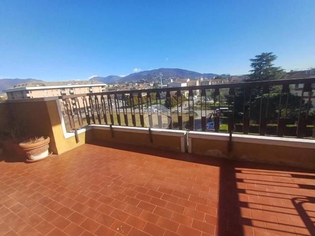 Appartamento in vendita a Brescia