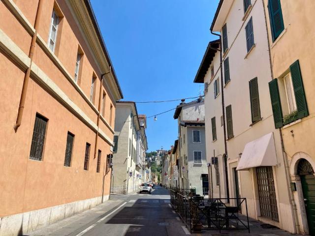 Appartamento in vendita a Brescia BS