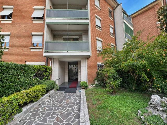 Appartamento in vendita a Brescia BS