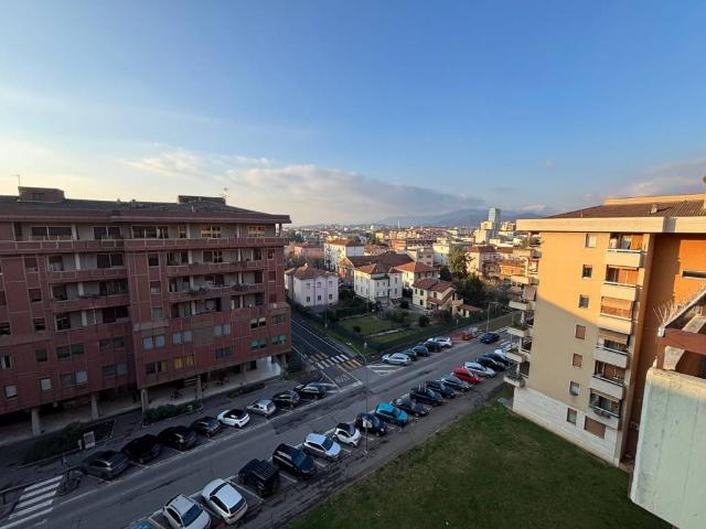 Appartamento in vendita a Brescia BS