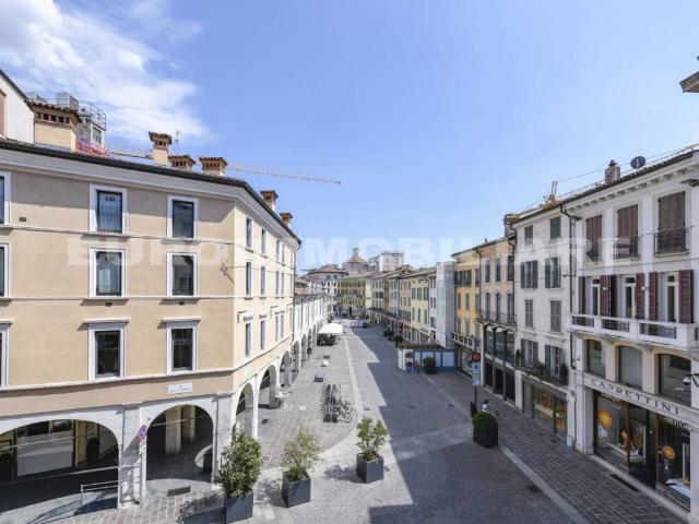 Appartamento in vendita a Brescia BS
