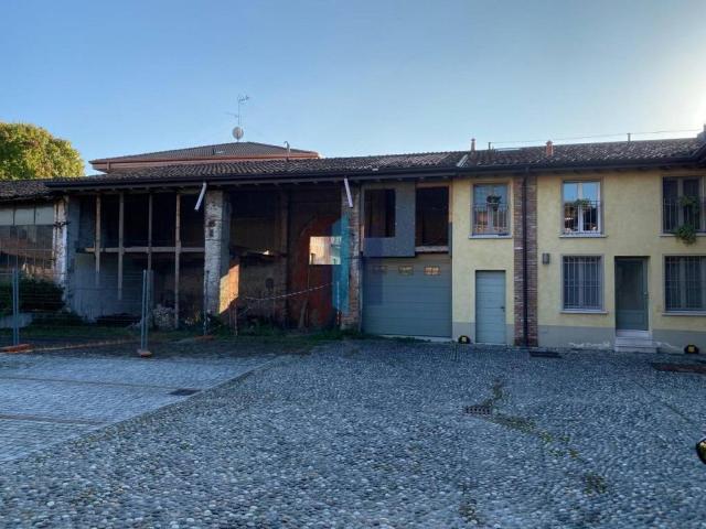 Rustico / Casale in vendita a Brescia BS