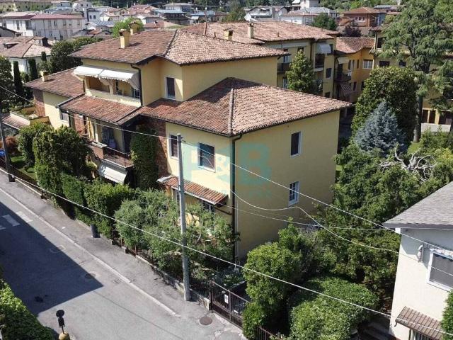 Appartamento in vendita a Brescia BS