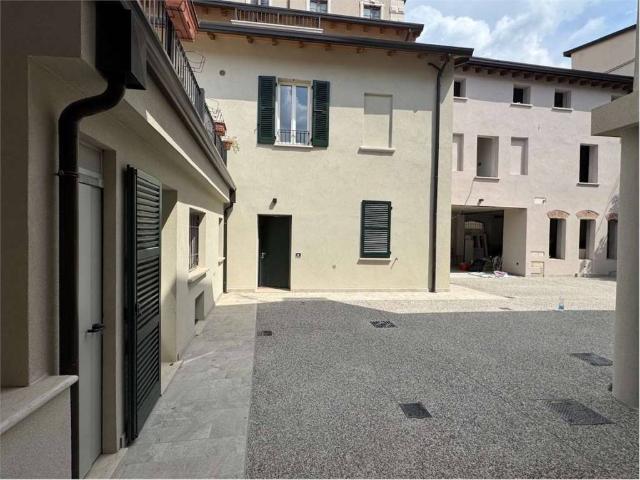 Appartamento in vendita a Brescia BS
