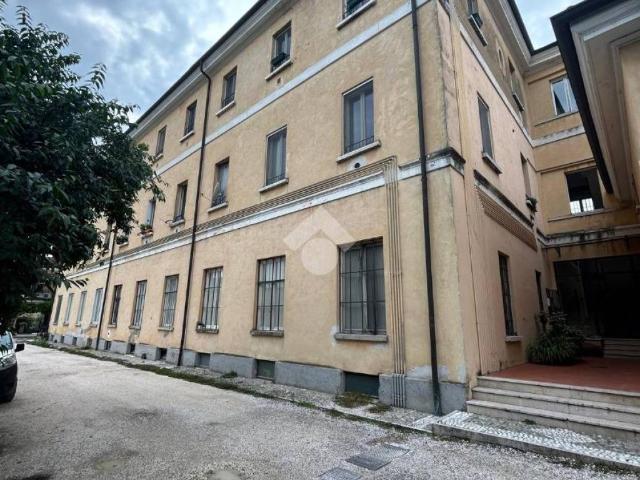 Appartamento in vendita a Brescia BS