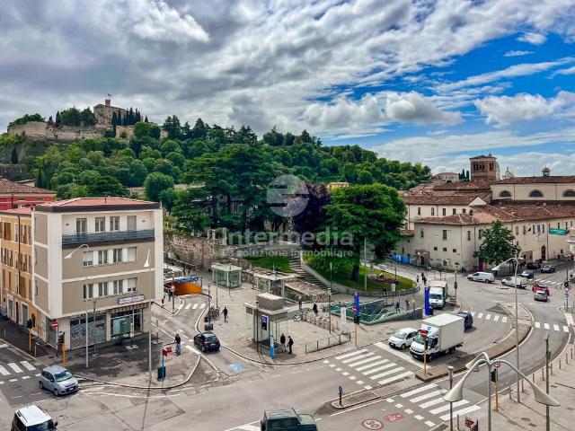 Appartamento in vendita a Brescia BS