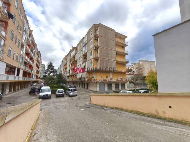 Appartamento in vendita a Brindisi BR
