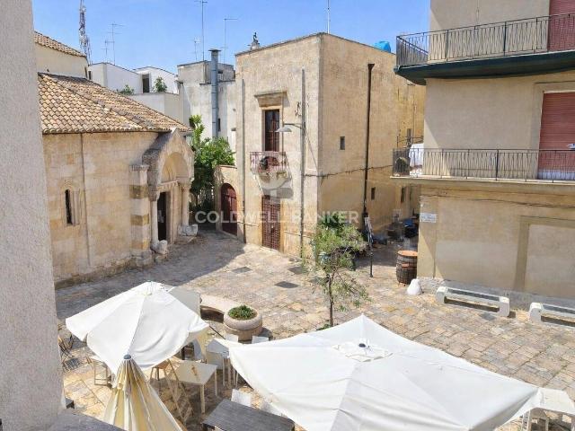 Appartamento in vendita a Brindisi, Centro