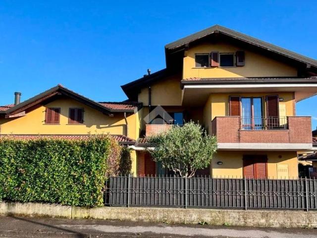 Appartamento in vendita a Brignano Gera d'Adda via Pagazzano, 46