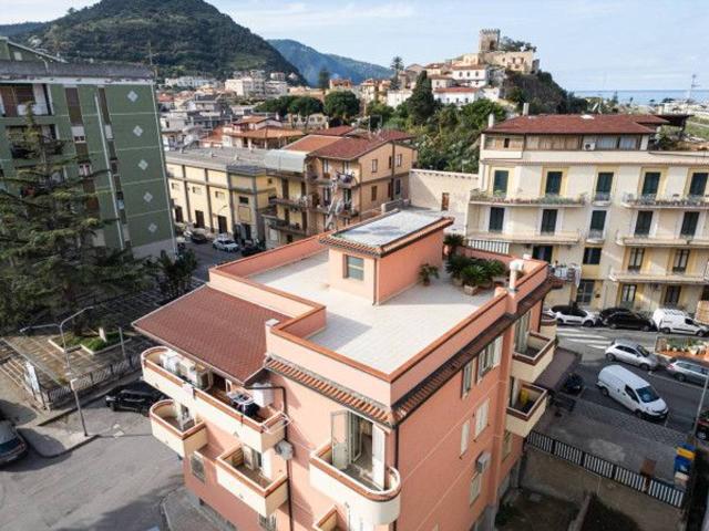 Appartamento in vendita a Brolo