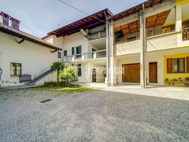 Appartamento in vendita a Brunello