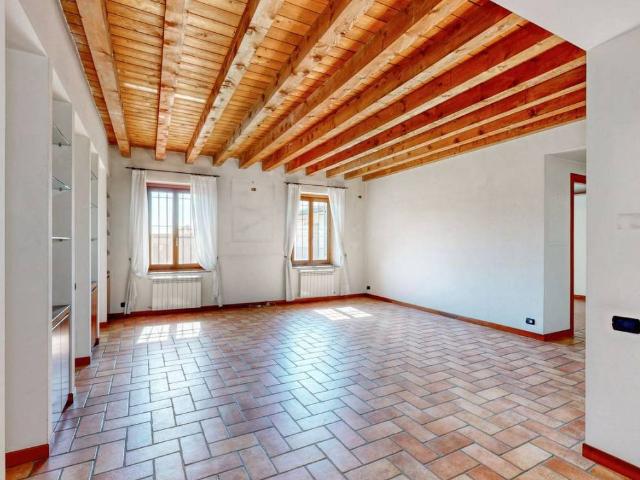 Appartamento in vendita a Brugherio MB