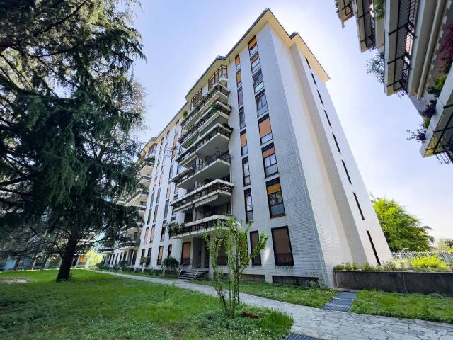 Appartamento in vendita a Brugherio MB