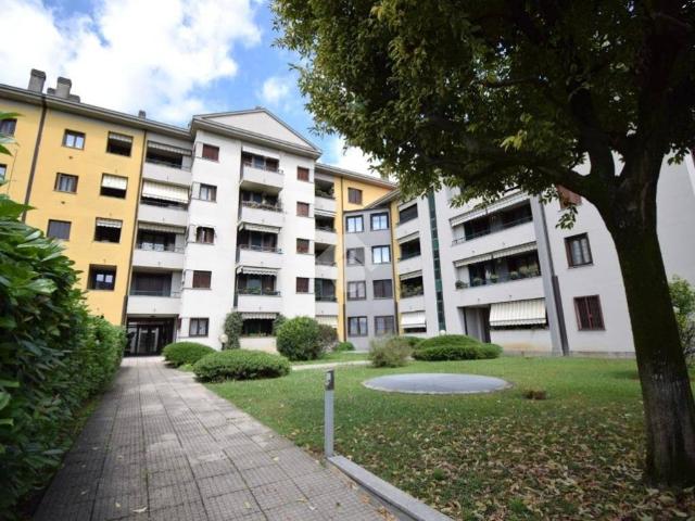 Appartamento in vendita a Brugherio MB