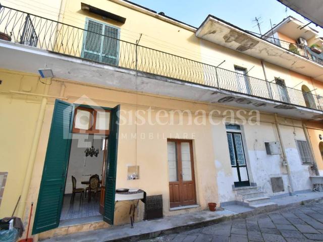 Appartamento in vendita a Brusciano NA
