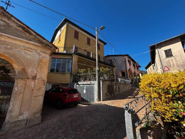 Appartamento in vendita a Cuasso al Monte VA
