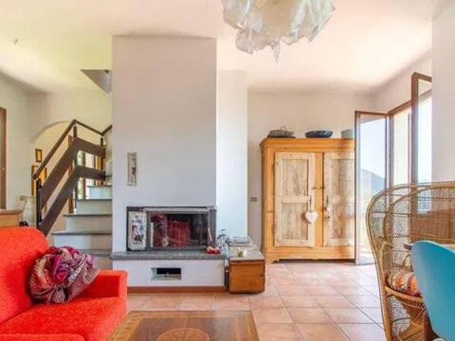 Appartamento in vendita a Cuasso al Monte VA