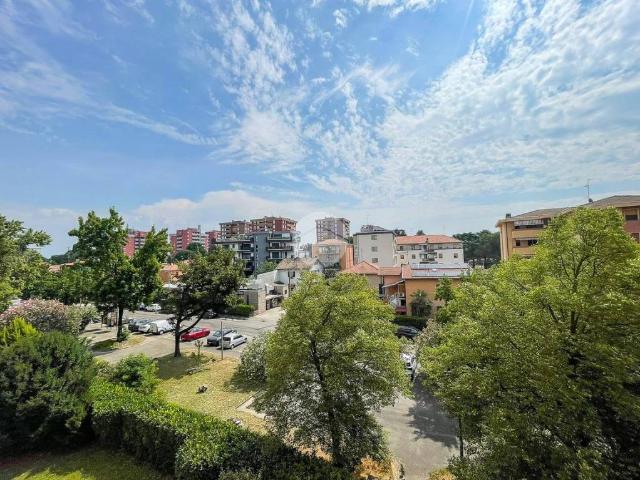 Appartamento in vendita a Cusano Milanino via Monte Cervino, 31