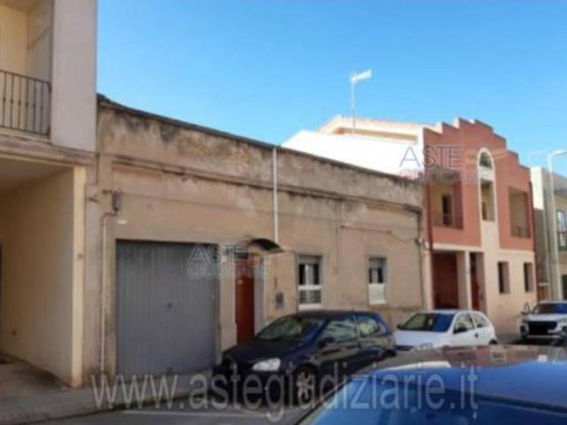 Appartamento in vendita a Cagliari CA