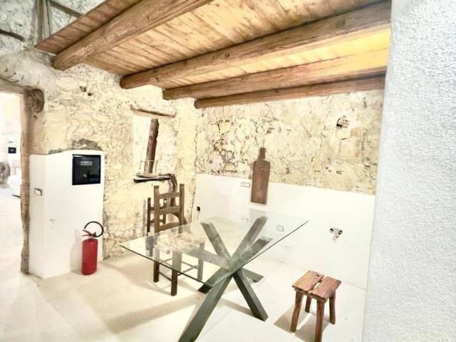 Appartamento in vendita a Cagliari CA