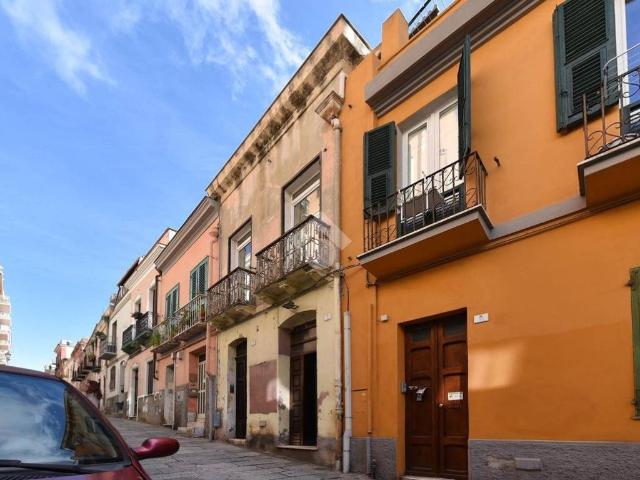 Appartamento in vendita a Cagliari CA