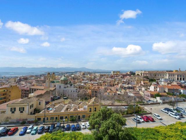 Appartamento in vendita a Cagliari CA