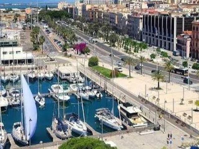 Appartamento in vendita a Cagliari CA