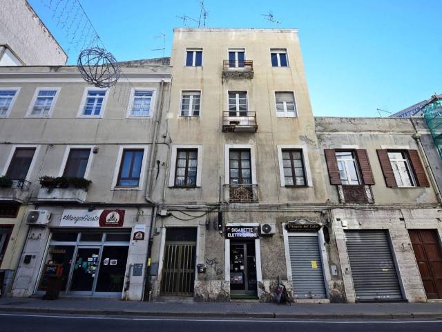 Appartamento in vendita a Cagliari CA