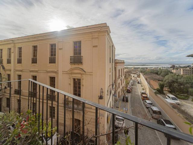 Appartamento in vendita a Cagliari CA